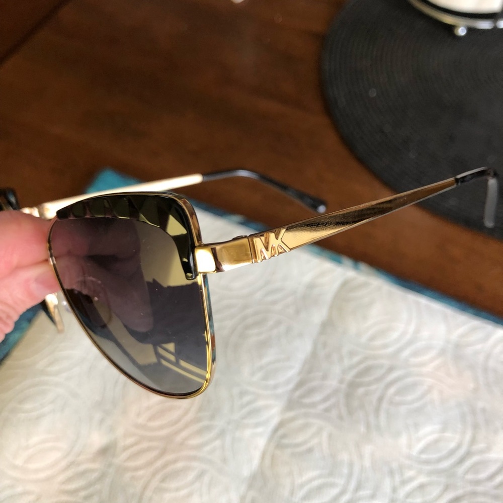 Michael Kors 1084 Sunglasses - Picture 3 of 5